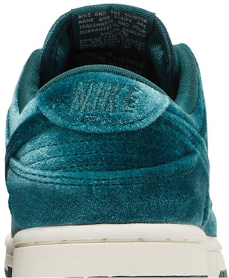 (W) Nike Dunk Low 'Baldu Hijau' DZ5224-300 Sizing (W) Nike Dunk Low 'Baldu Hijau' DZ5224-300