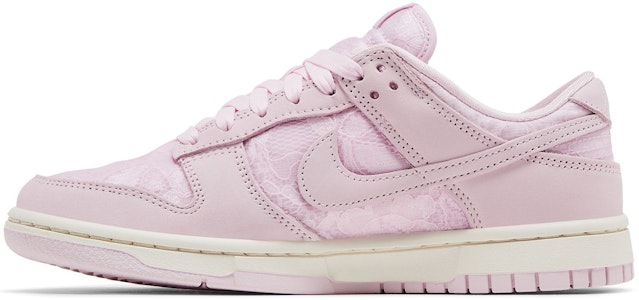 (W) 耐克Dunk Low皇家粉紅 HJ5870-600 Lookbook (W) 耐克Dunk Low皇家粉紅 HJ5870-600