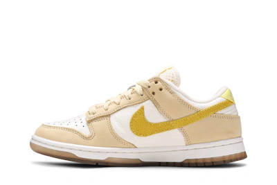 (Women) Nike Dunk Low 'Lemon Drop' DJ6902-700