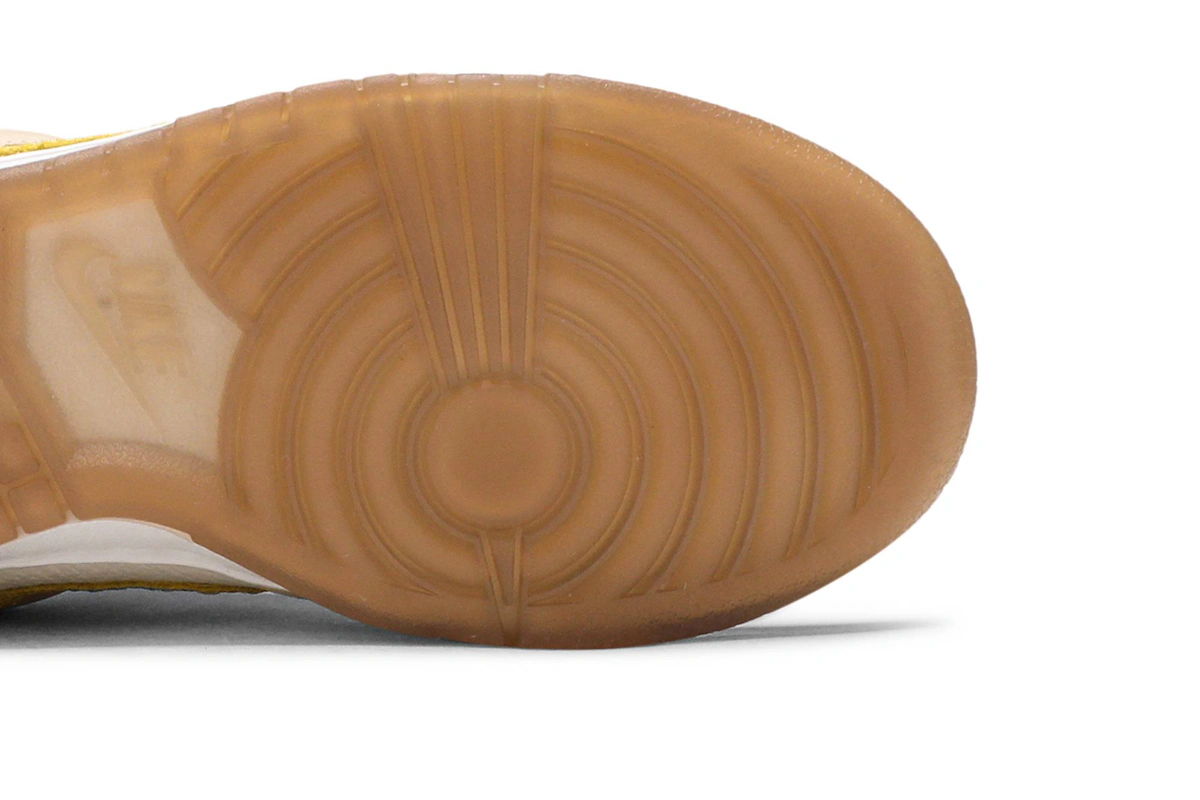 (Women) Nike Dunk Low 'Lemon Drop' DJ6902-700