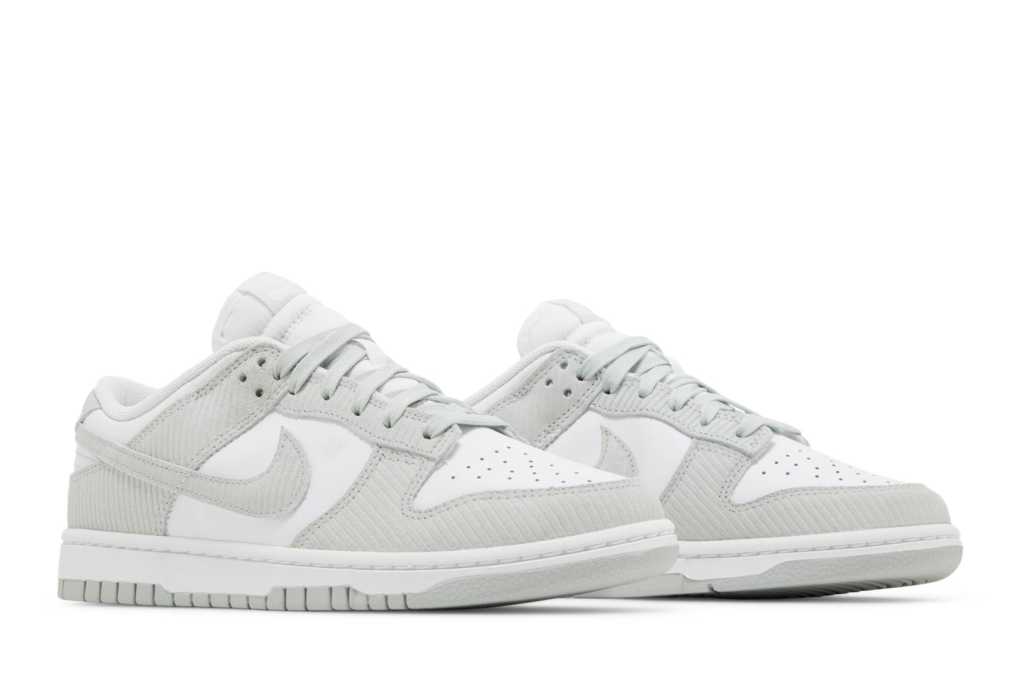 (Women) Nike Dunk Low Light Silver Corduroy FN7658-100 Nicesnk