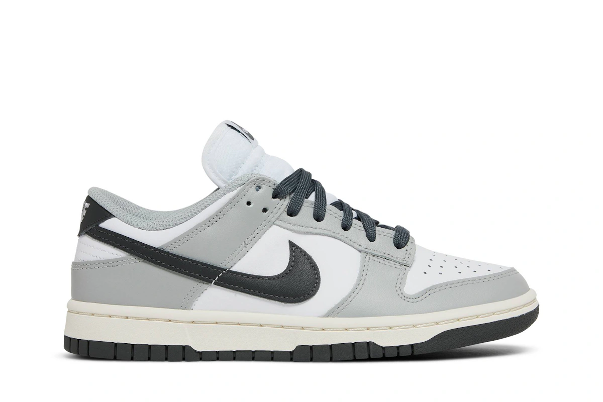 (Women) Nike Dunk Low 'Light Smoke Grey'