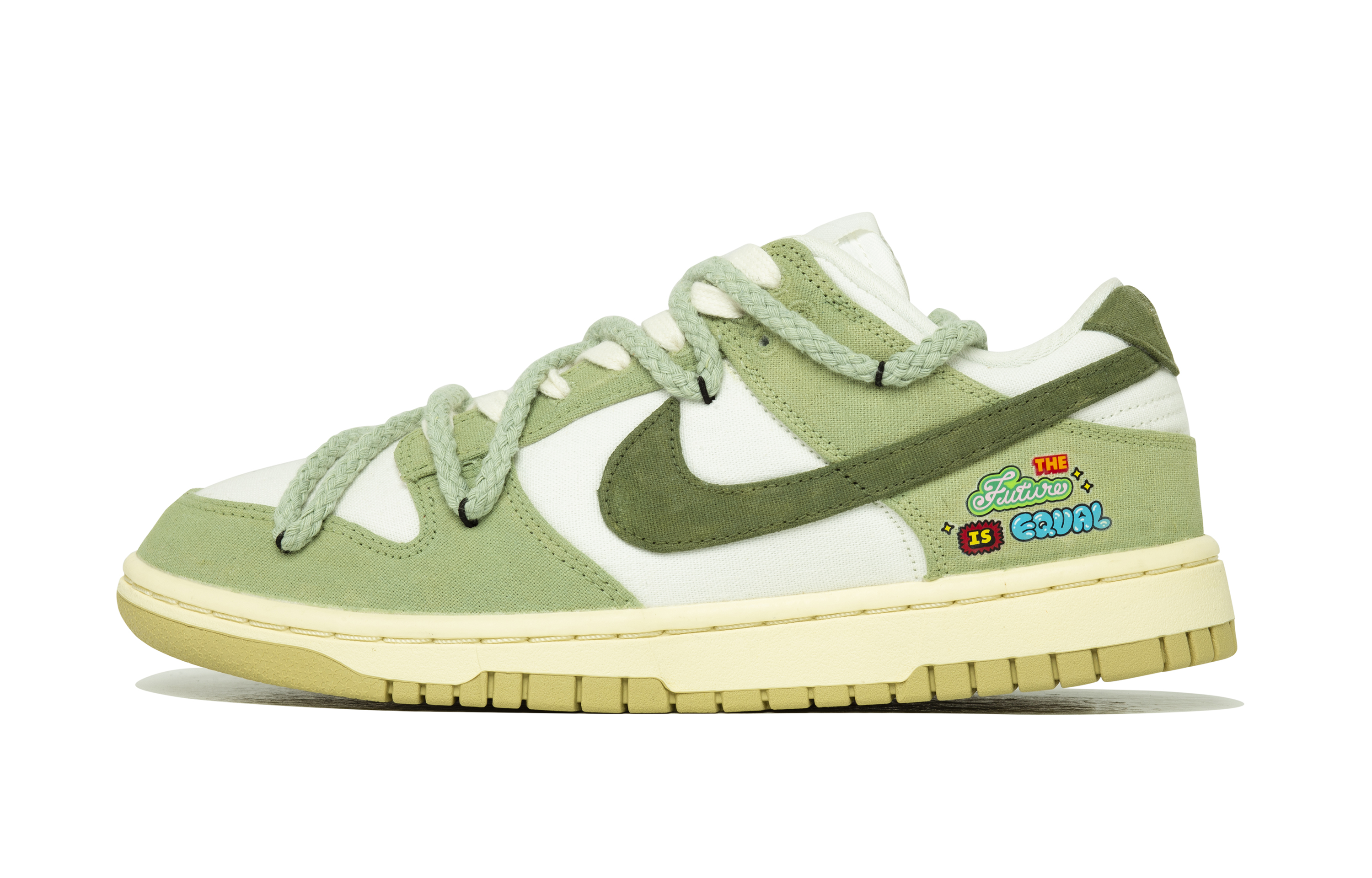 Nike Women's Dunk Low 