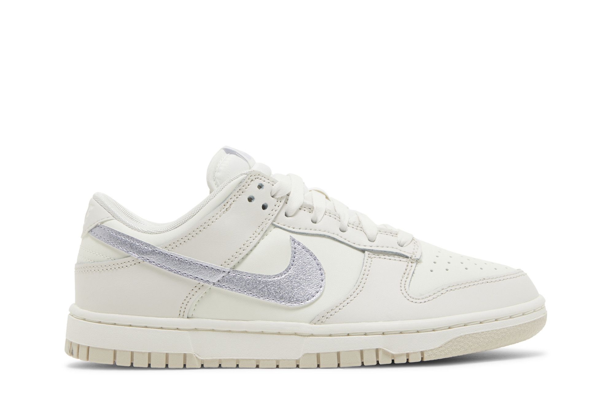 Buy (W) Nike Dunk Low ''Zuurstof Paars'' DX5930-100