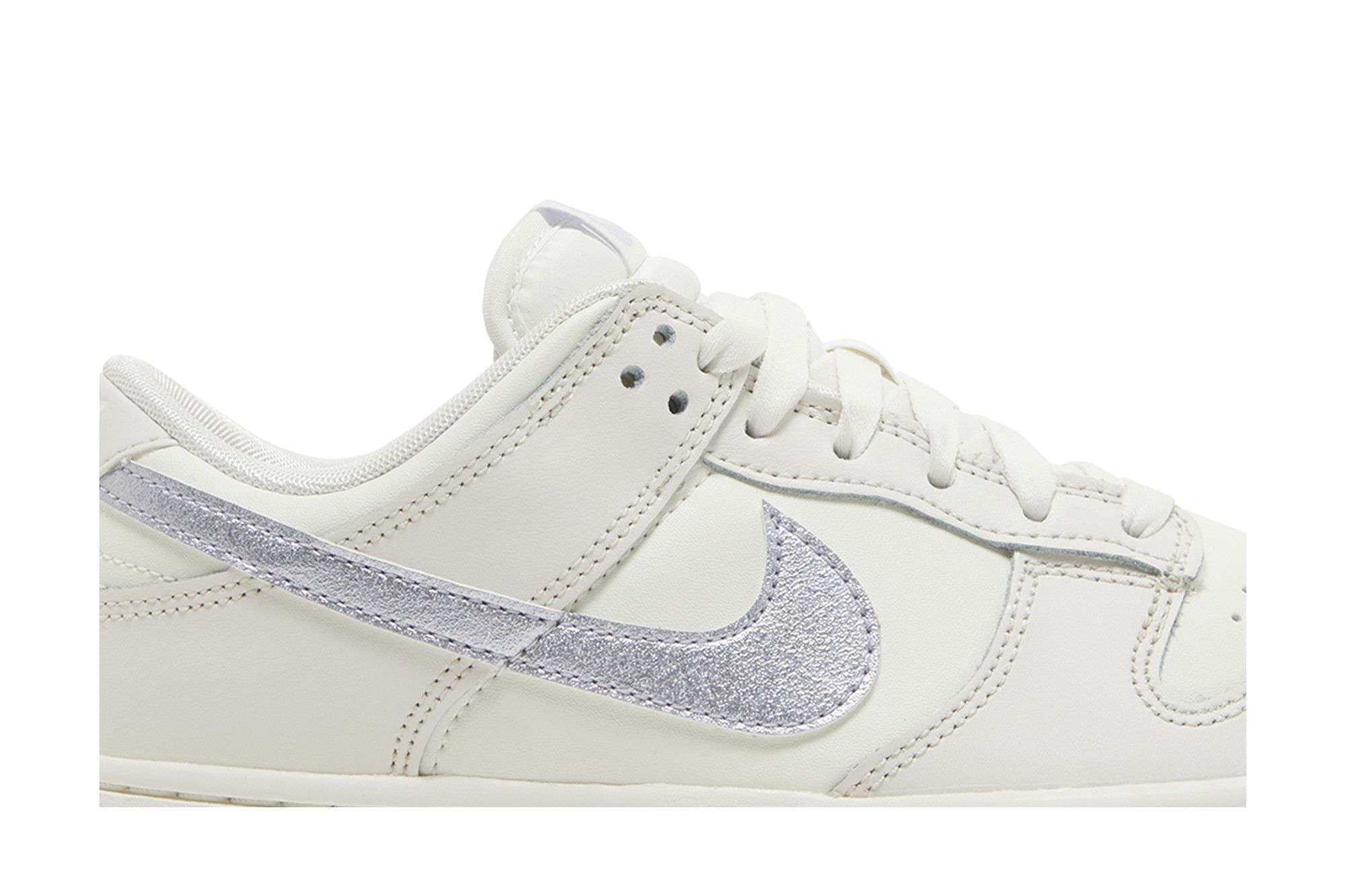 Lookbook (W) Nike Dunk Low ''Zuurstof Paars'' DX5930-100