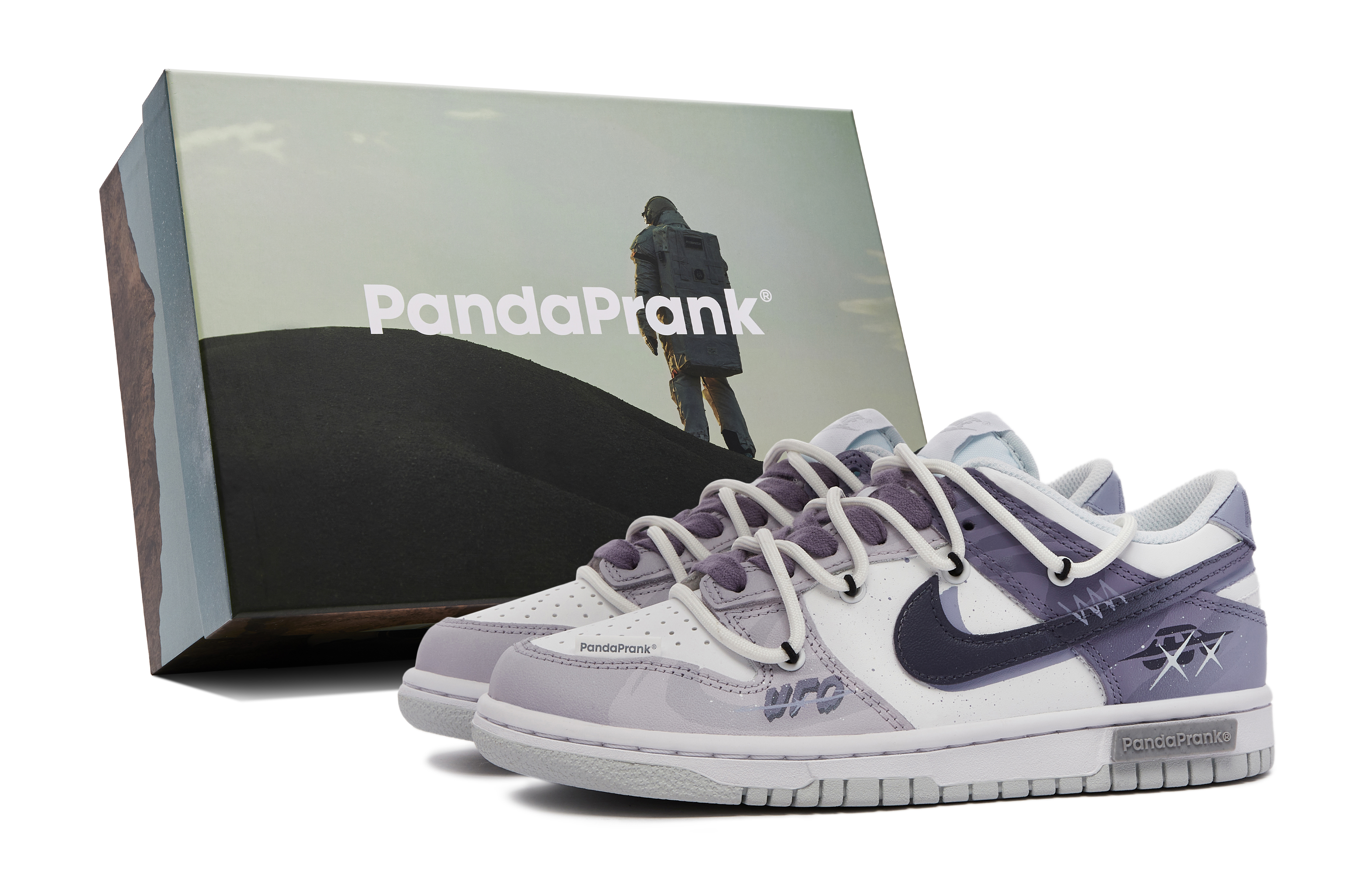 Buy (W) Nike Dunk Low 'Panda Kesenangan Penjelajah Ruang Angkasa' DH9765-102-481170