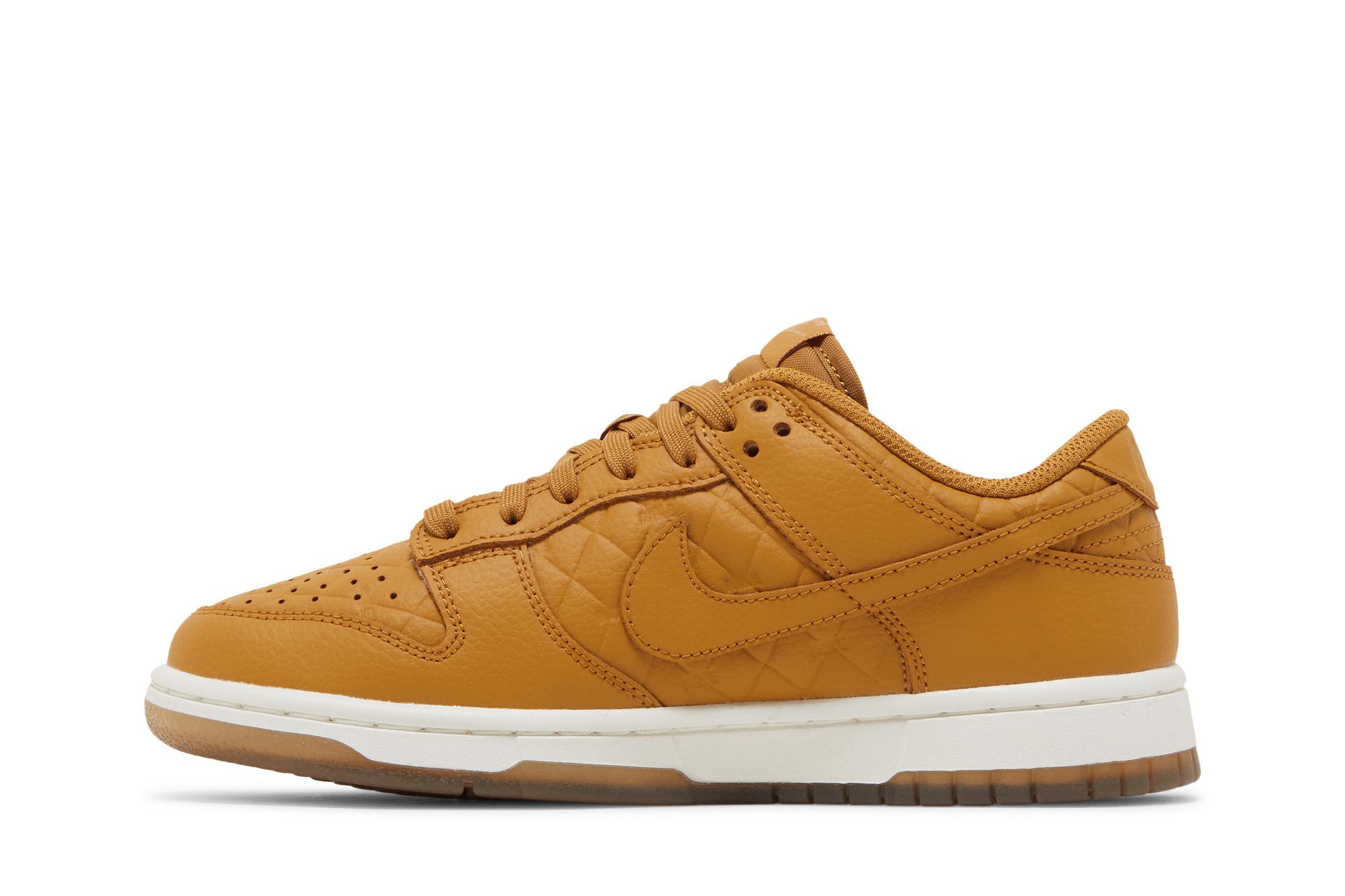 Shop (Women) Nike Dunk Low 'Quilted Wheat'(Wmns) DX3374-700