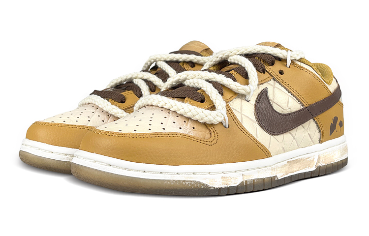 Shop (W) Nike Dunk Low 'Quilted Wheat Gift Box' Hadiah Empuk Gandum DX3374-700-457675