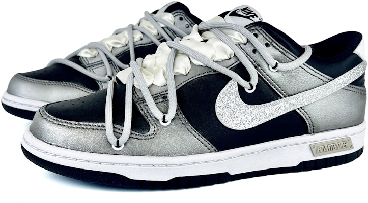 (W) Nike Dunk Low 'Sui Xin Hitam Sutera Stardust' FD1232-001-455028 Lookbook (W) Nike Dunk Low 'Sui Xin Hitam Sutera Stardust' FD1232-001-455028