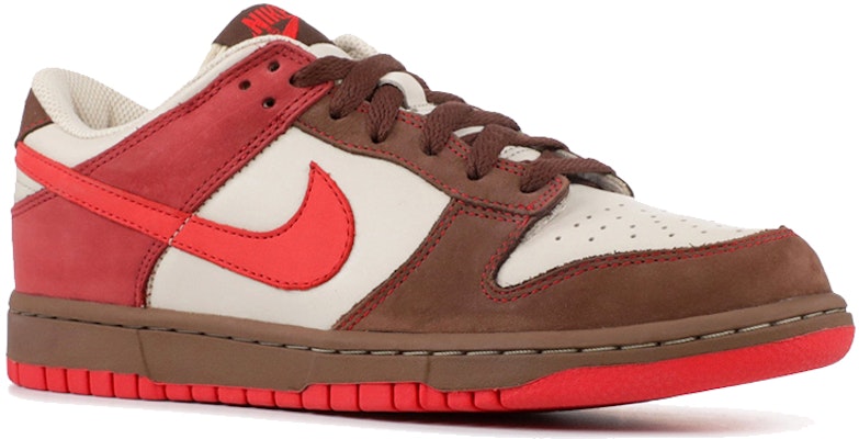 (W) Nike Dunk Low 'Coklat Muda' 308608-261 Lookbook (W) Nike Dunk Low 'Coklat Muda' 308608-261