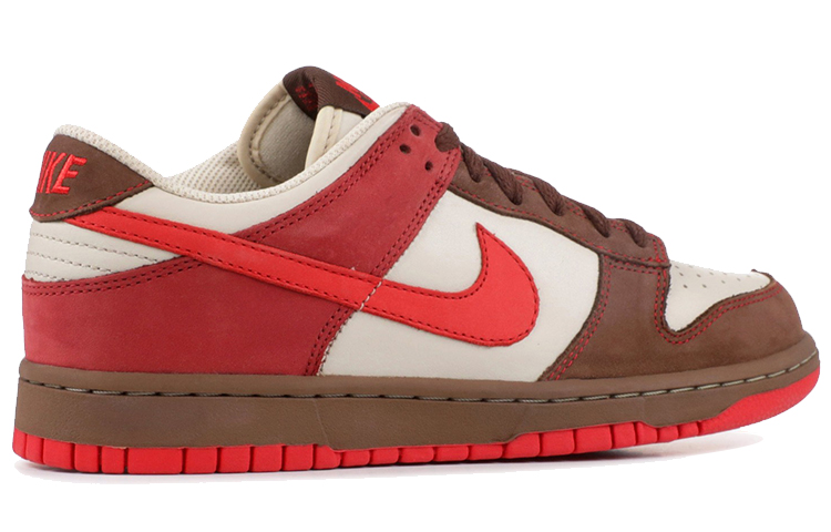 Shop （女款）Nike Dunk Low 'Tan' 308608-261