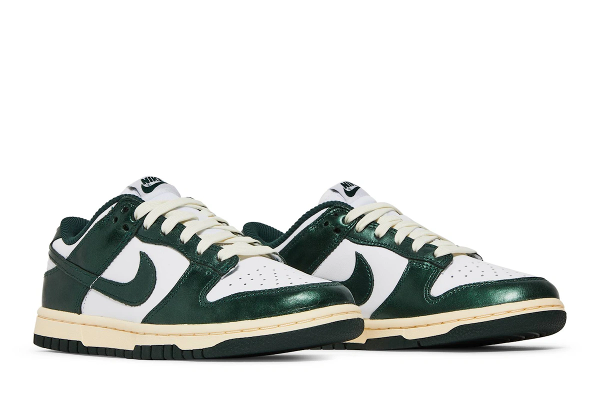 (Women) Nike Dunk Low 'Vintage Green' DQ8580-100