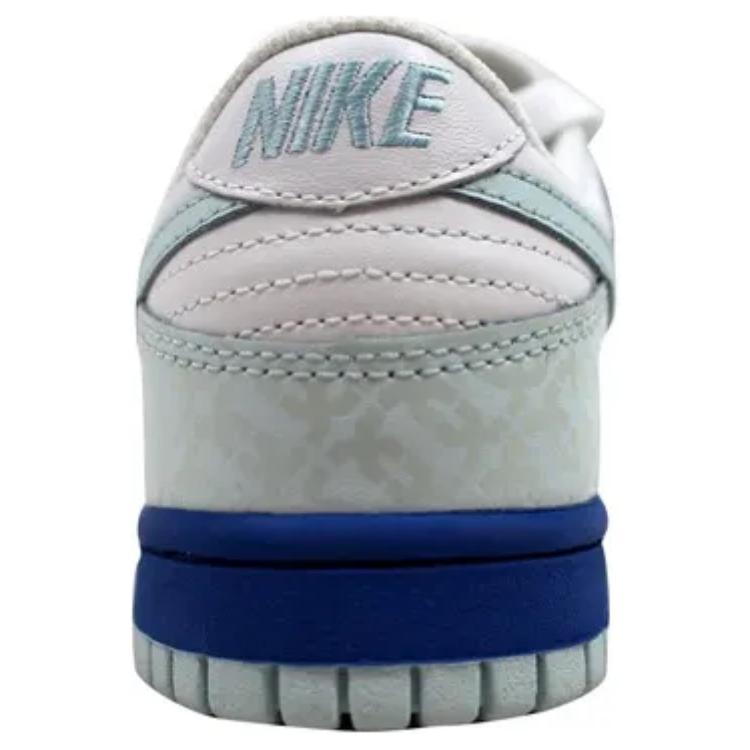 Shop (W) Nike Dunk Low 'Blanco' 317813-141