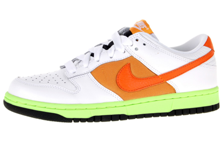 (W) Nike Dunk Low 'White Orange Blaze'