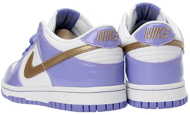 (W) Nike Dunk Low 'Putih Merah Varsity Jingga' 309324-169 Lookbook (W) Nike Dunk Low 'Putih Merah Varsity Jingga' 309324-169