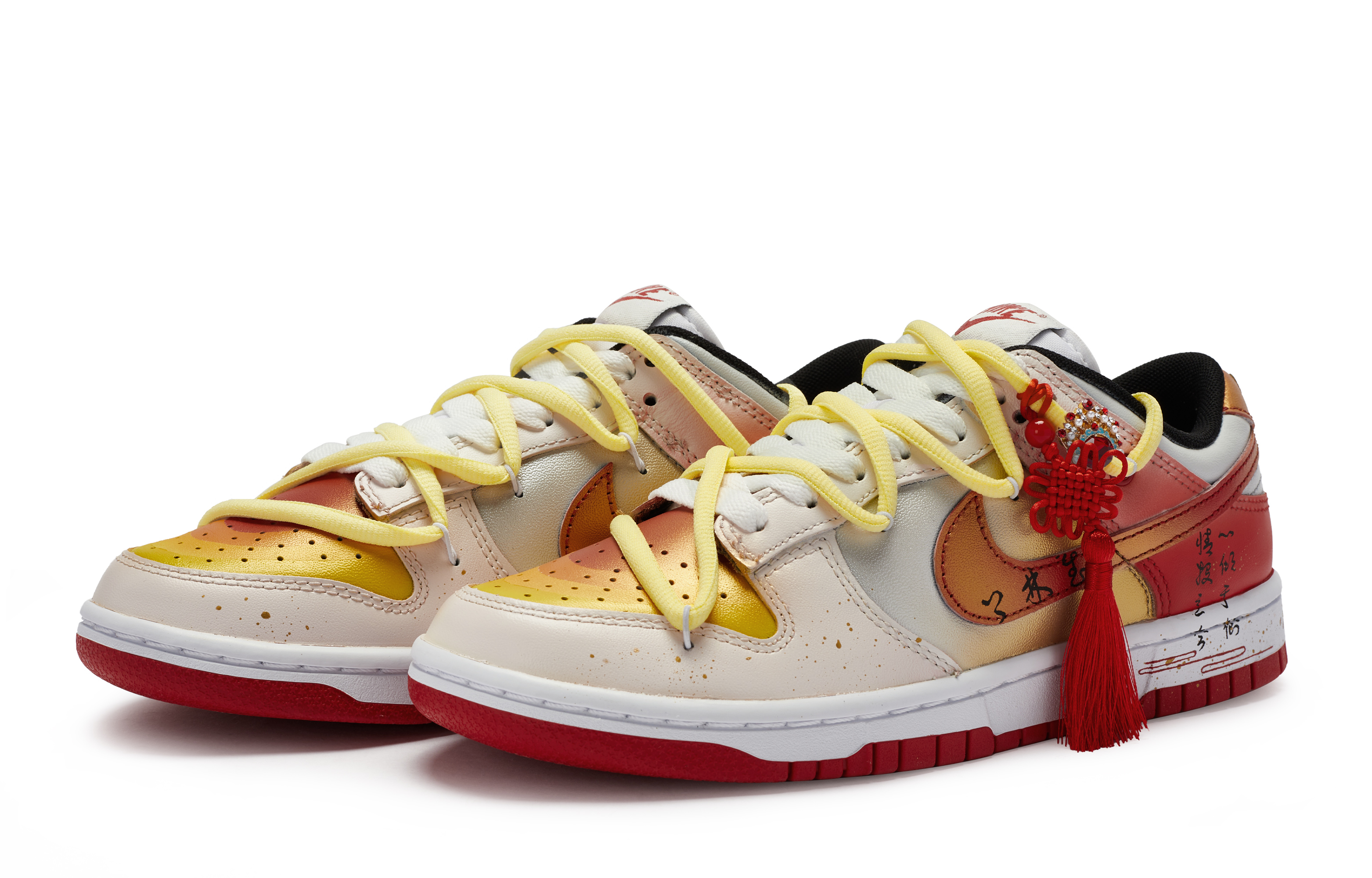Lookbook (W) Nike Dunk Low 'Xulin Fu - Cinta Xihe Perkahwinan' FD9762-061-447809