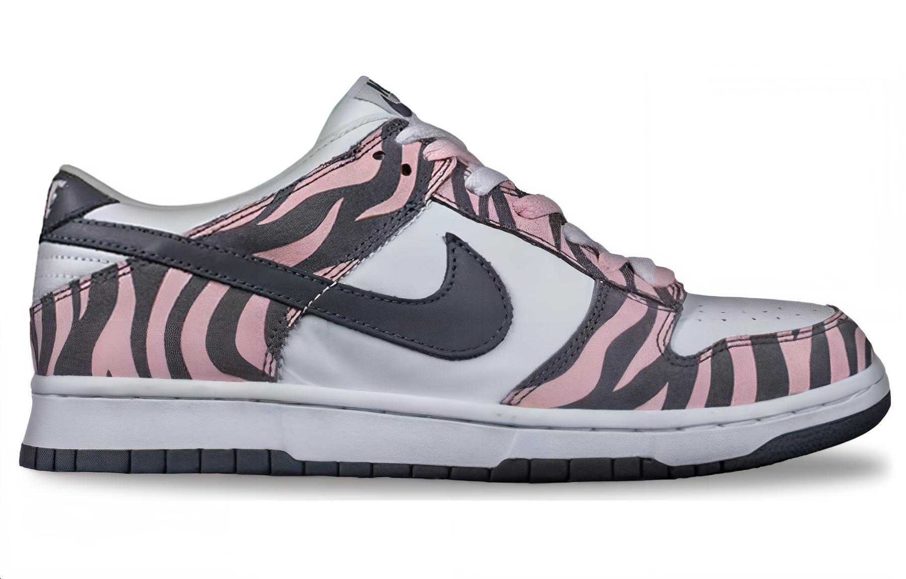 Order (W) Nike Dunk Low 'Cebra' 307380-101