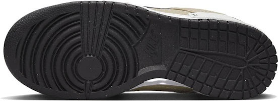 Details for (W) Nike Dunk Low Disrupt 2 'Marrón Negro' DV4024-200