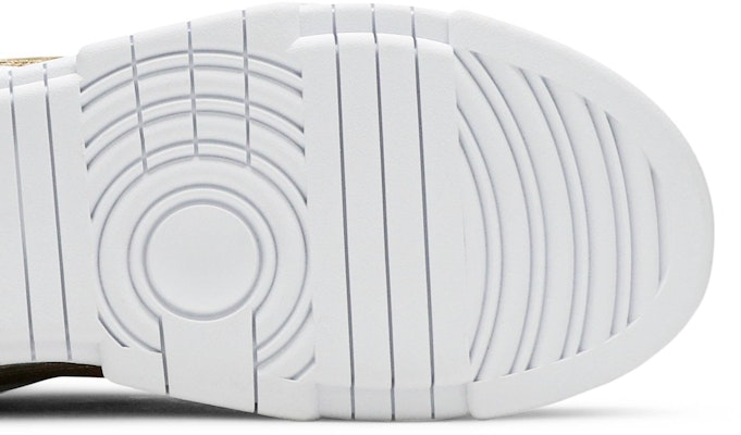 (W) 나이키 덩크 로우 디스럽트 '화이트 메탈릭 골드' DD9676-100 Purchase (W) 나이키 덩크 로우 디스럽트 '화이트 메탈릭 골드' DD9676-100