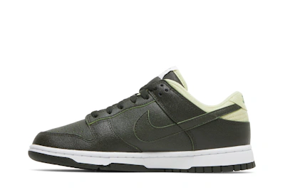 (Women) Nike Dunk Low LX 'Avocado' DM7606-300