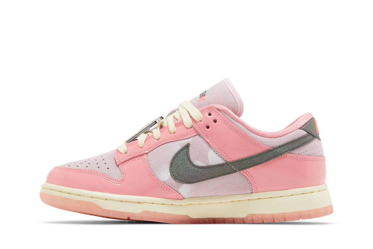 (Women) Nike Dunk Low LX 'Barbie' FN8927-621