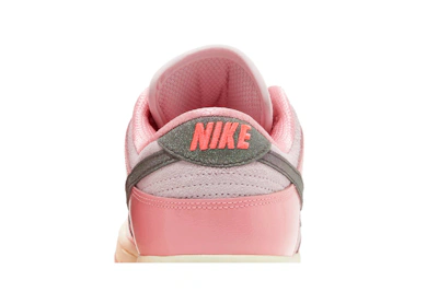 (Women) Nike Dunk Low LX 'Barbie' FN8927-621