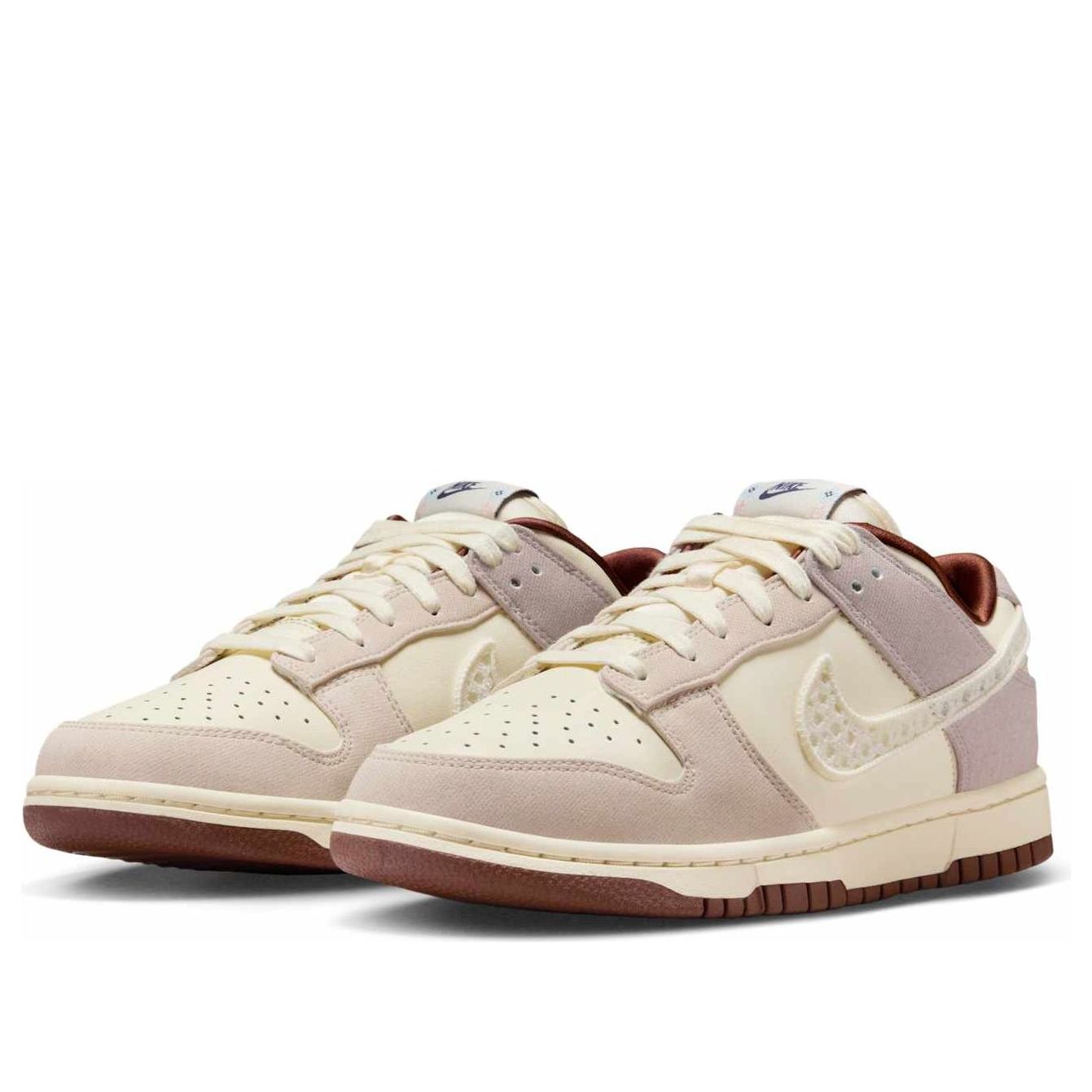 Shop (W) Nike Dunk Low LX '鉤編 Swoosh' IH7353-010