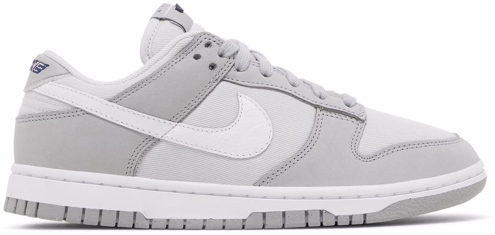 women-nike-dunk-low-lx-light-smoke-grey-fb-7720-002