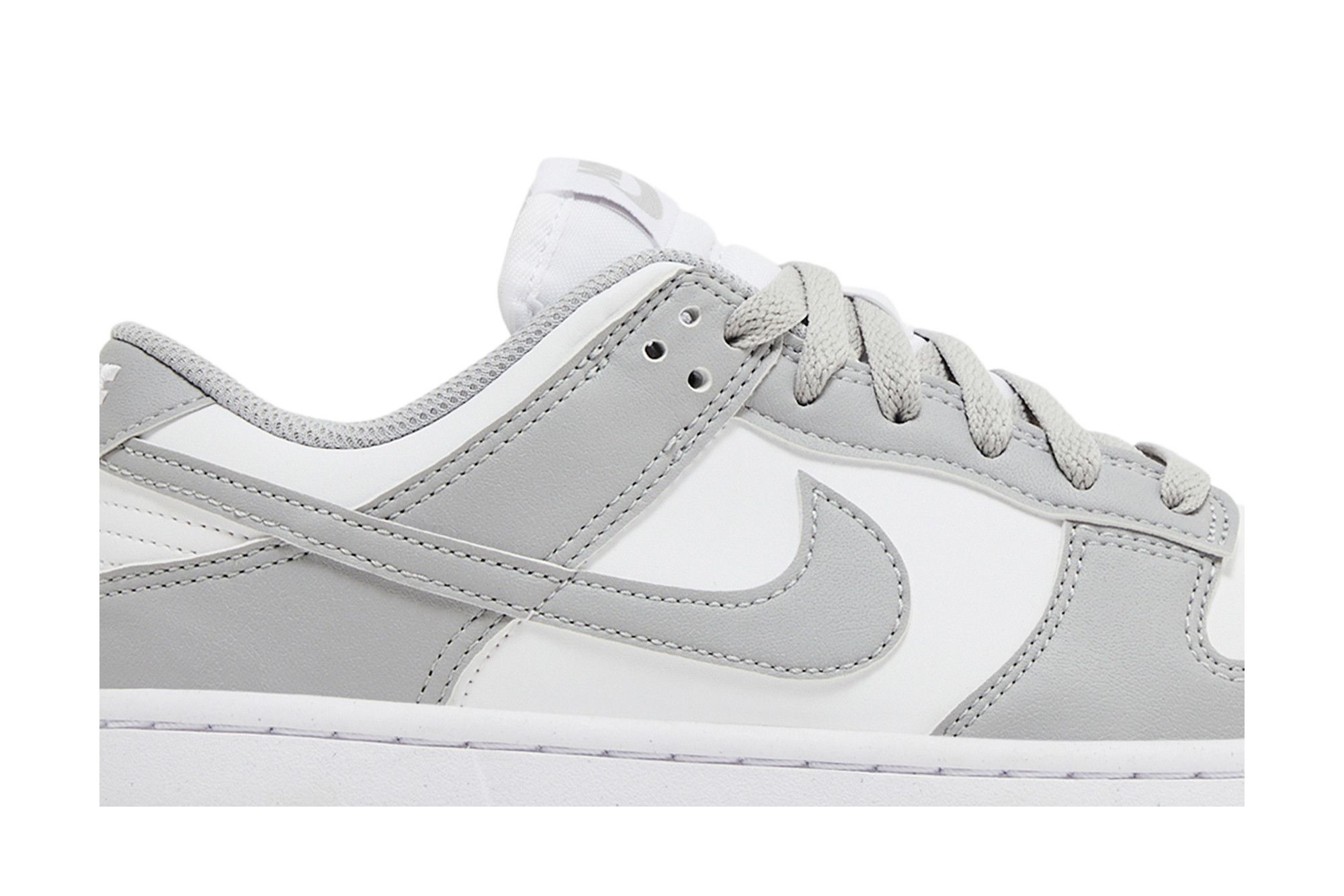 Lookbook (Women) Nike Dunk Low Next Nature 'Light Smoke Grey' DD1873-113