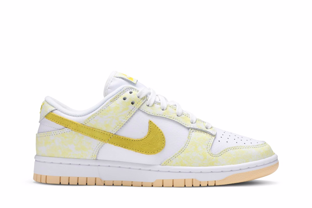 (Women) Nike Dunk Low OG 'Yellow Strike' DM9467-700