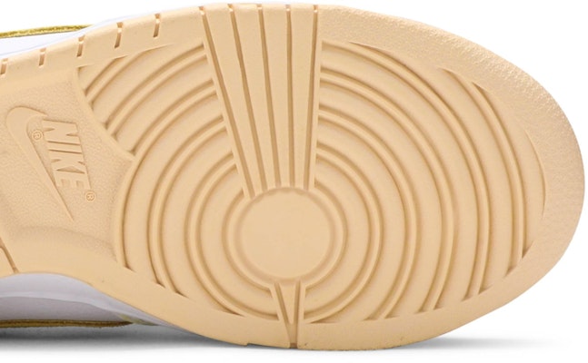 (W) Nike Dunk Low OG 'Yellow Strike' Sepatu Sneakers Kuning DM9467-700 Purchase (W) Nike Dunk Low OG 'Yellow Strike' Sepatu Sneakers Kuning DM9467-700