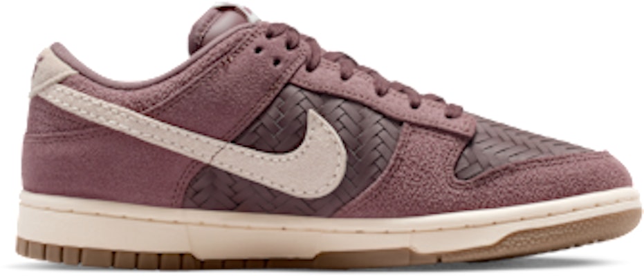 (Women) Nike Dunk Low Premium SE Tattoo/Dark Brown Sword/Tattoo/Chalk IB6161-500 Lookbook (Women) Nike Dunk Low Premium SE Tattoo/Dark Brown Sword/Tattoo/Chalk IB6161-500