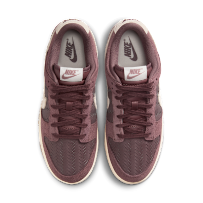 Shop (W) ナイキ ダンク ロー プレミアム SE タトゥー/ダークブラウンソード/チョーク IB6161-500