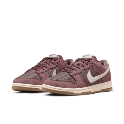 Purchase (W) ナイキ ダンク ロー プレミアム SE タトゥー/ダークブラウンソード/チョーク IB6161-500