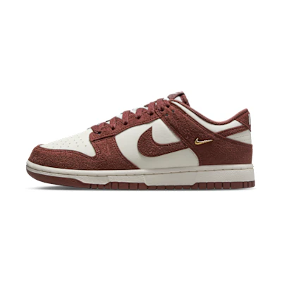 (W) Nike Dunk Low Sale/Metallic Gold/Red Sepia