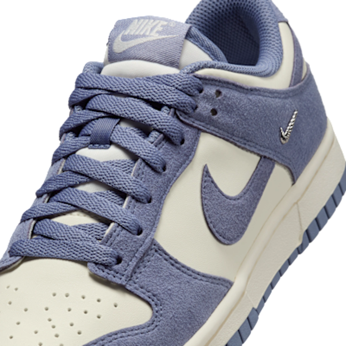 (Women) Nike Dunk Low Sale/Metallic Silver/World Indigo