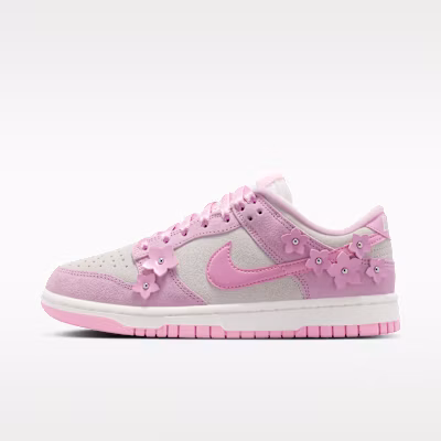 women-nike-dunk-low-se-florette-pink-foam-sail-pink-rise-iv-4726-600