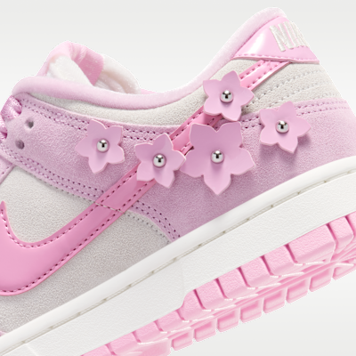 Cheap (W) Nike Dunk Low SE “Florette” 粉紅泡/奶油白/粉紅提升 IV4726-600
