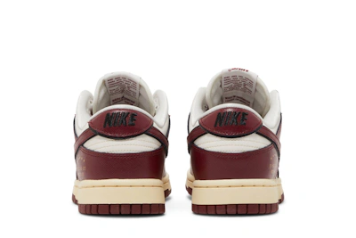 (Women) Nike Dunk Low SE 'Just Do It - Team Red'