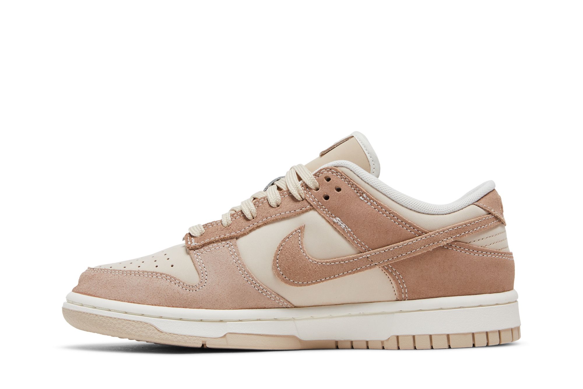 Shop (W) Nike Dunk Low SE 'Sandrift' Wanita FD0873-126