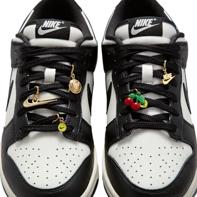 (W) Nike Dunk Low SE Blanco Marfil/Dorado Metálico/Negro HQ7487-100 1