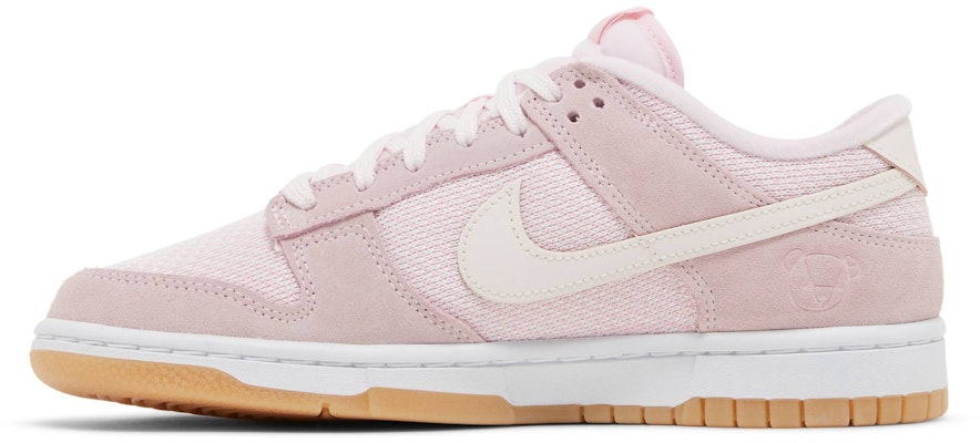 (W) Nike Dunk Low Teddy Bear 'Light Soft Pink' Wanita DZ5318-640 Lookbook (W) Nike Dunk Low Teddy Bear 'Light Soft Pink' Wanita DZ5318-640
