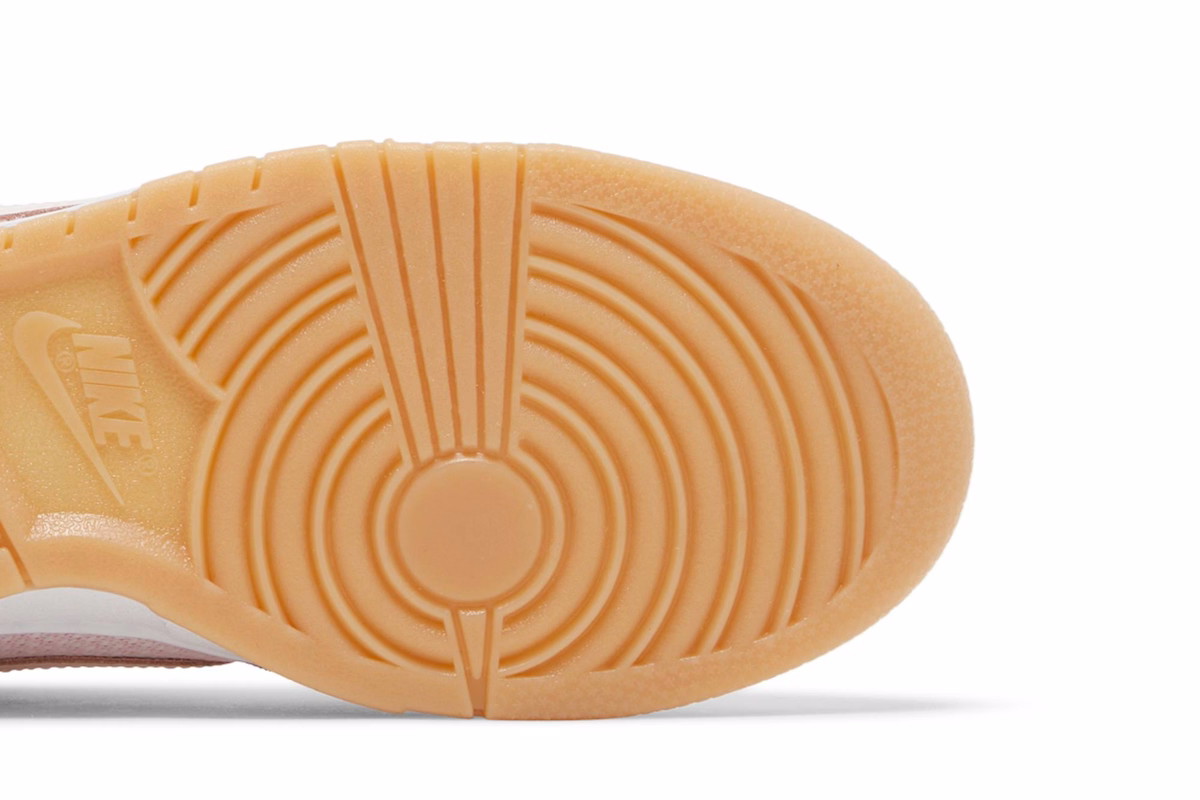 (Women) Nike Dunk Low Teddy Bear 'Light Soft Pink' DZ5318-640