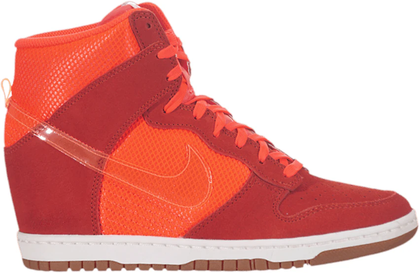 nike-dunk-sky-high-total-crimson-wmns