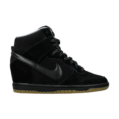 (W) Nike Dunk Sky High Essential 'Black Gum'