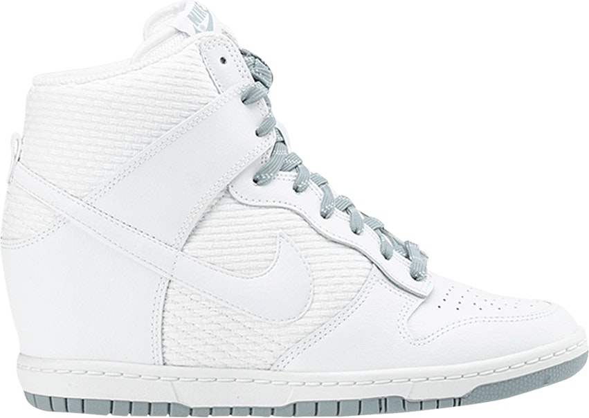 nike-dunk-sky-high-essential-white-dove-grey-wmns