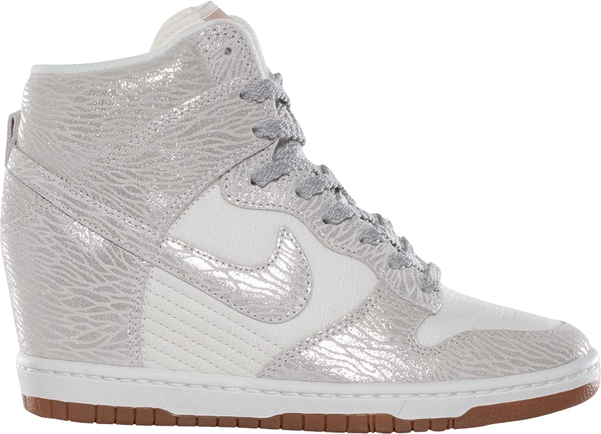nike-dunk-sky-high-vintage-sail-metallic-silver-wmns