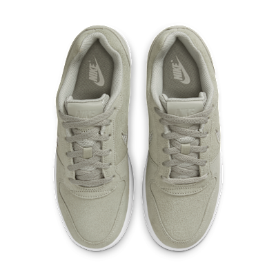 Shop (W) ナイキ エバノン ロー プレミアム スプルースフォグ/ブラック/ガムブラウン AQ2232-300