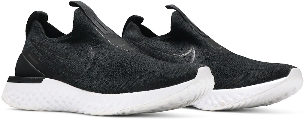 (W) Nike Epic Phantom React Flyknit ''Zwart'' BV0415-001 1