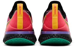 耐吉 Epic React Flyknit 2 黑紅漸變 女款 Details for 耐吉 Epic React Flyknit 2 黑紅漸變 女款